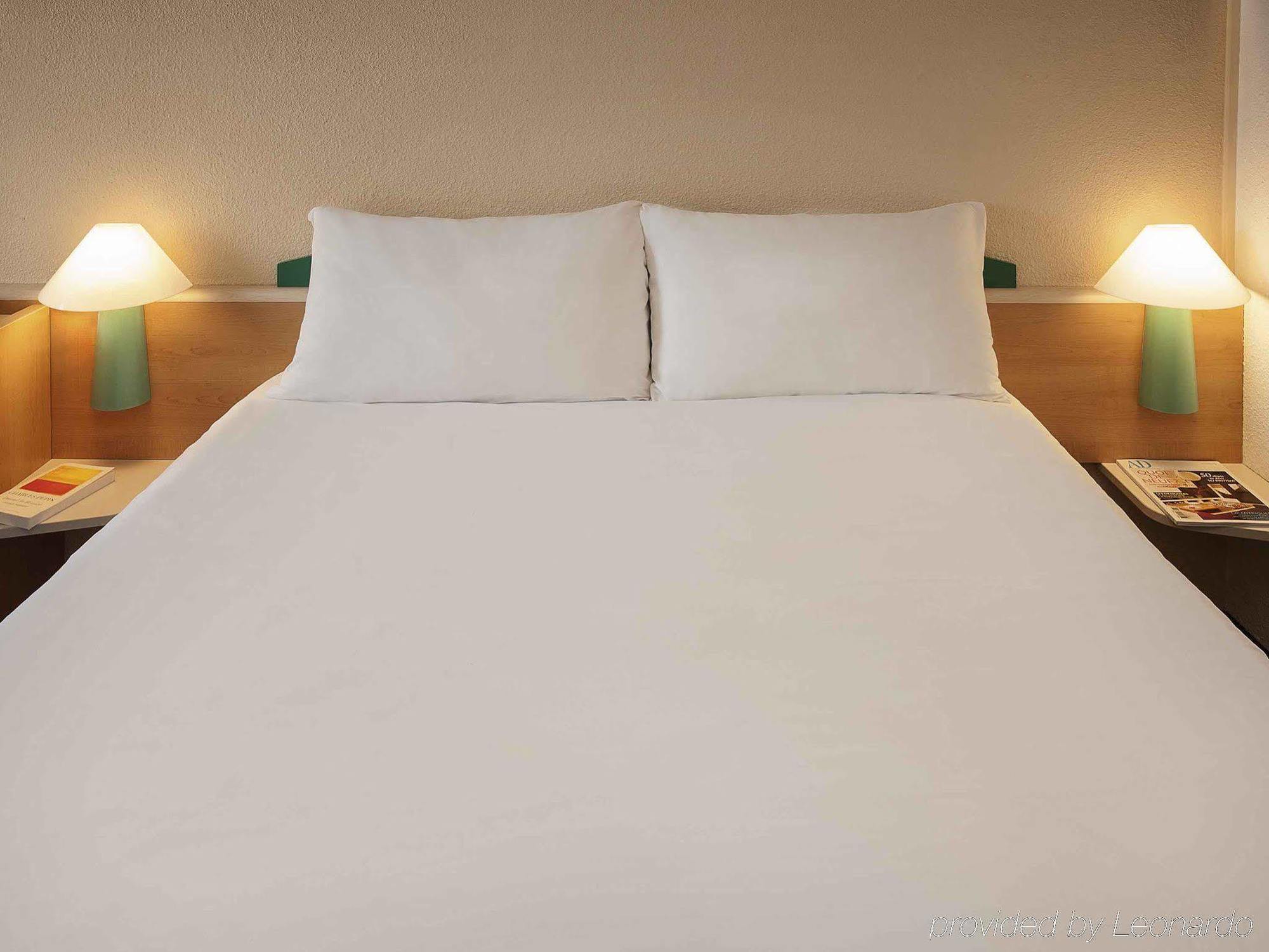 B&B Hotel Orleans Centre Foch Eksteriør billede