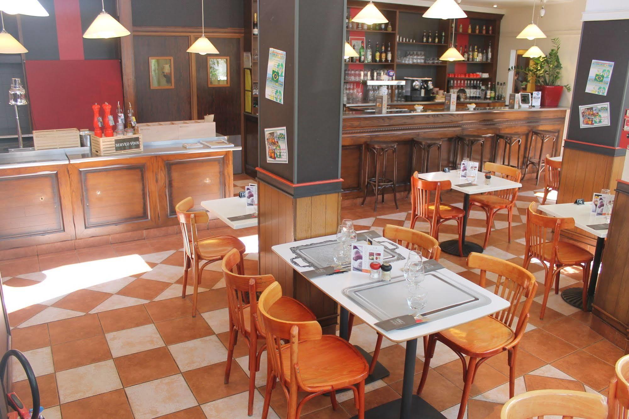 B&B Hotel Orleans Centre Foch Eksteriør billede